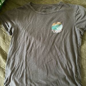 Billabong tshirt